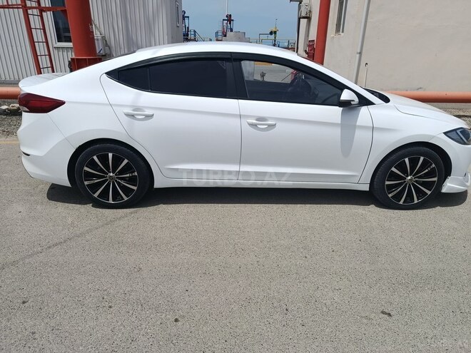 Hyundai Avante 2016, 202,215 km - 1.6 l - Bakı