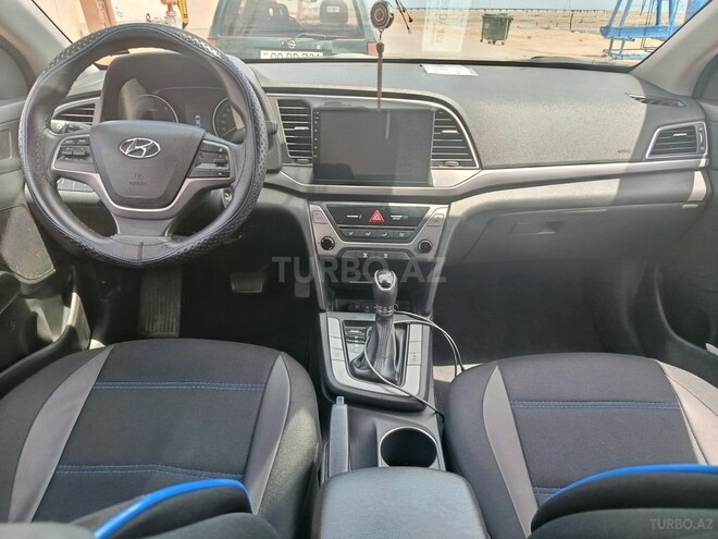 Hyundai Avante 2016, 202,215 km - 1.6 l - Bakı