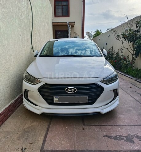Hyundai Avante 2016, 202,215 km - 1.6 l - Bakı