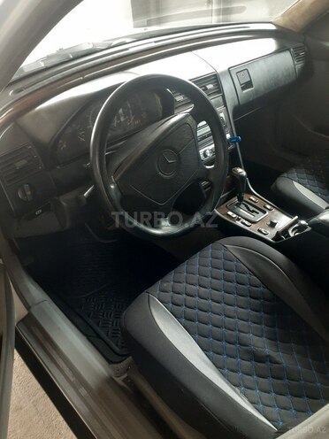 Mercedes C 220 1996, 363,350 km - 2.2 л - Neftçala