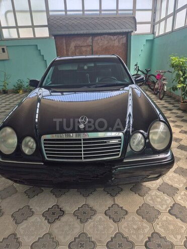 Mercedes E 240 1998, 456,784 km - 2.4 l - Xaçmaz