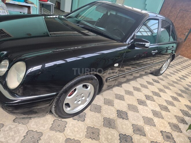 Mercedes E 240 1998, 456,784 km - 2.4 l - Xaçmaz