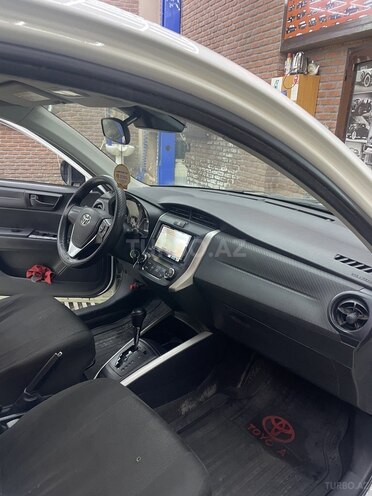 Toyota Corolla Fielder 2017, 178,000 km - 1.5 л - Bakı