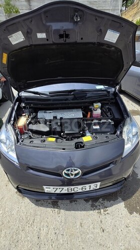 Toyota Prius PHV-7