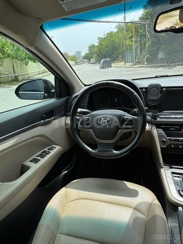 Hyundai Elantra 2016, 181,856 km - 2.0 l - Bakı