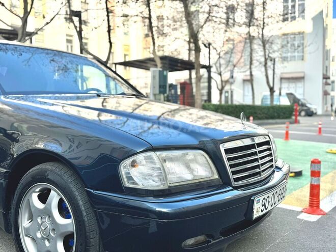 Mercedes C 240 1998, 313,000 km - 2.4 l - Quba