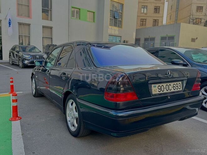 Mercedes C 240 1998, 313,000 km - 2.4 l - Quba