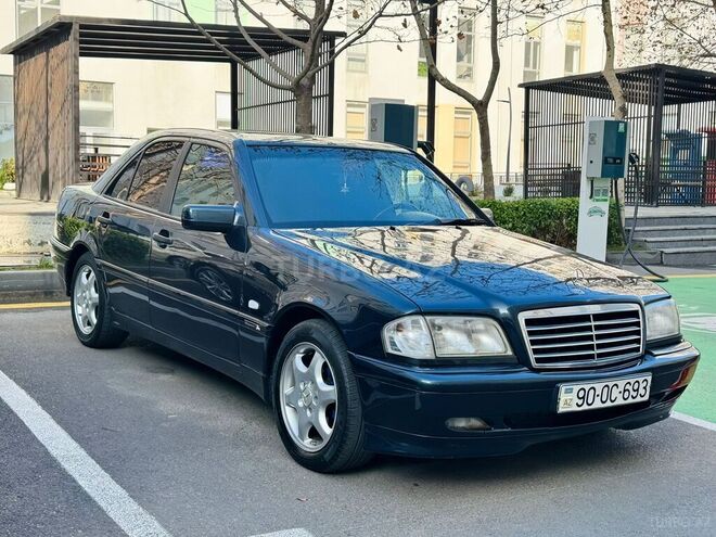 Mercedes C 240 1998, 313,000 km - 2.4 l - Quba