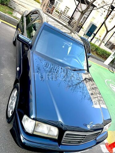 Mercedes C 240 1998, 313,000 km - 2.4 l - Quba