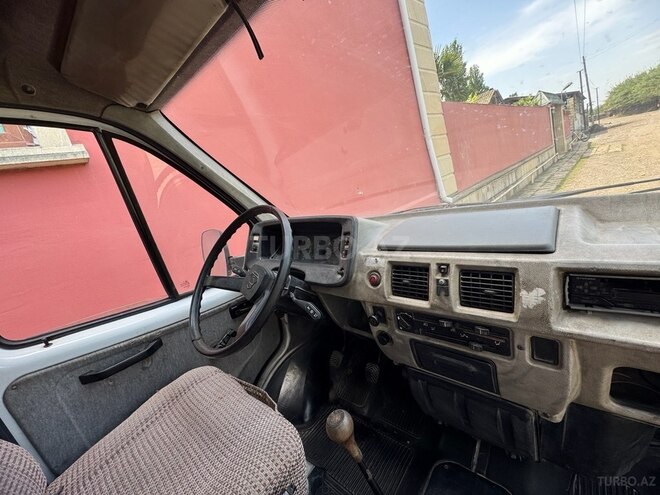 GAZ 33021 2002, 84,000 km - 2.5 l - Göyçay