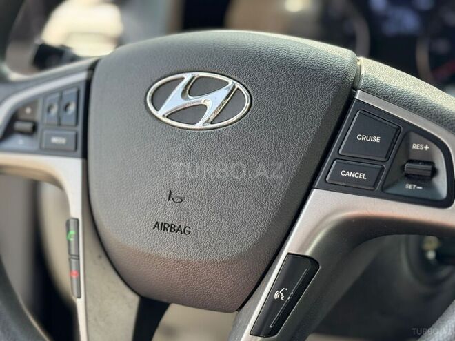 Hyundai Accent 2015, 172,200 km - 1.6 l - Bakı