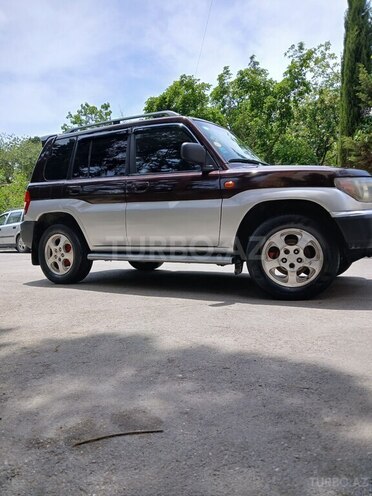 Mitsubishi Pajero io 1999, 100,000 km - 1.8 л - Bakı