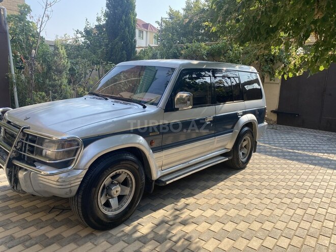 Mitsubishi Pajero 1993, 150,000 km - 2.5 l - Bakı