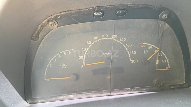 Mercedes Vito 1999, 585,300 km - 2.2 l - Gəncə