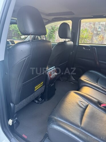 Toyota Highlander-9