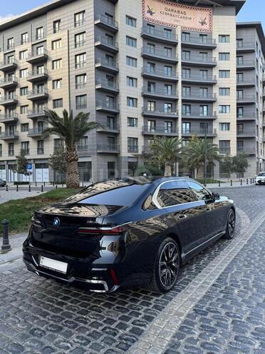 BMW i7 M70 2023, 12,000 km - 0.0 l - Bakı