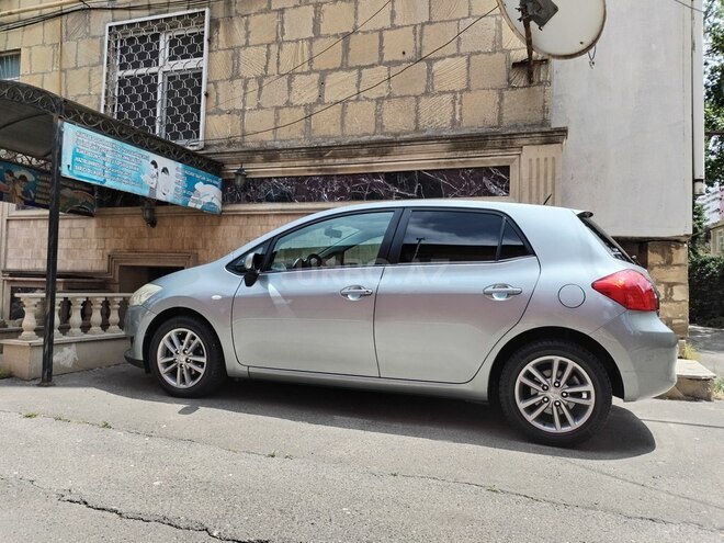 Toyota Auris 2008, 200,000 km - 1.4 л - Bakı