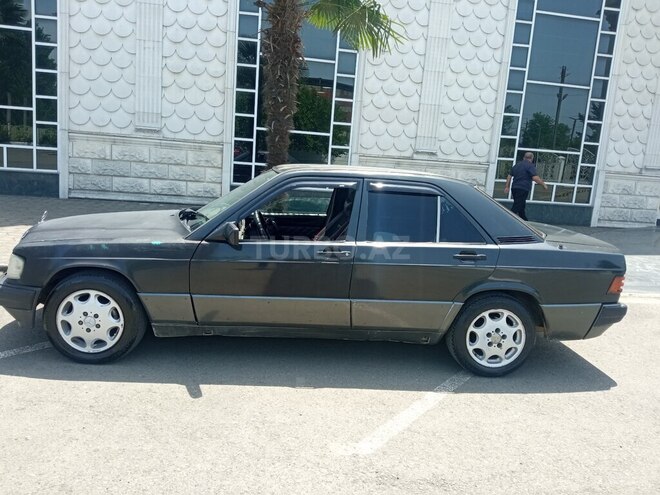 Mercedes 190 1993, 256,000 km - 2.5 l - Lənkəran