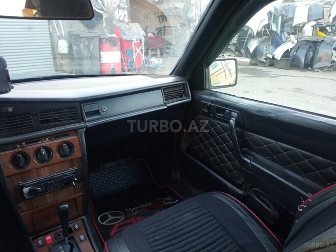 Mercedes 190 1993, 256,000 km - 2.5 l - Lənkəran