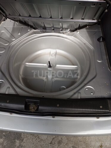 Opel Astra 2000, 453,000 km - 1.2 l - Qax