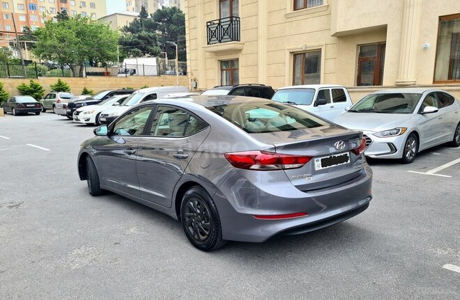 Hyundai Elantra 2017, 115,873 km - 2.0 l - Bakı