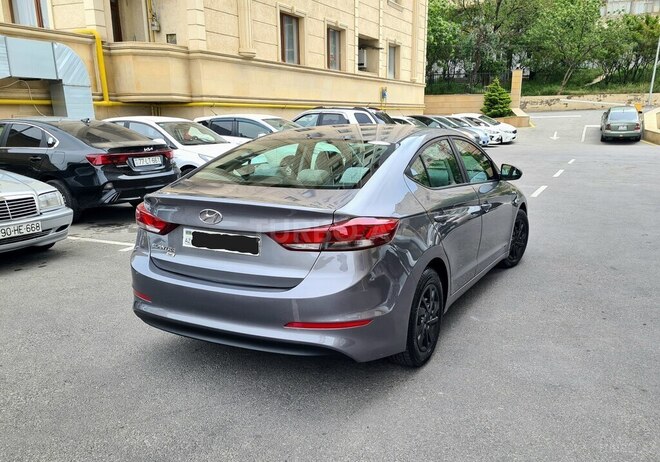 Hyundai Elantra 2017, 115,873 km - 2.0 l - Bakı