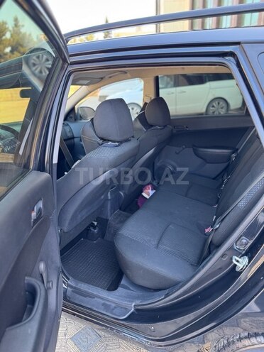 Hyundai i30 2009, 205,000 km - 1.4 l - Gəncə