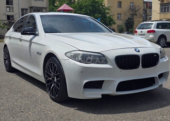 BMW 528 2012, 239,000 km - 2.0 л - Bakı