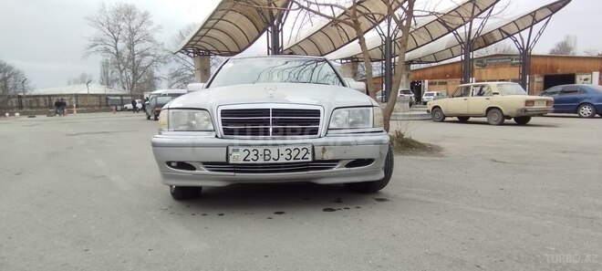 Mercedes C 180 1998, 323,934 km - 1.8 л - İsmayıllı
