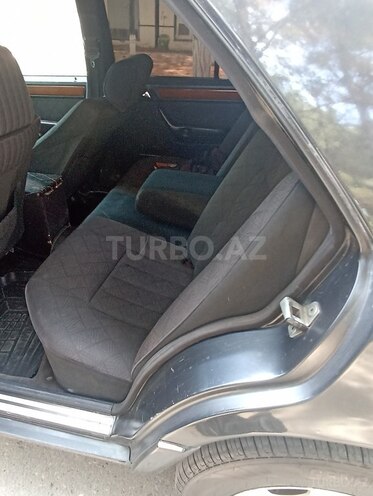 Mercedes E 200 d 1993, 352,000 km - 2.0 л - Sumqayıt