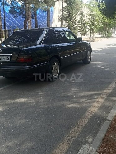 Mercedes E 200 d 1993, 352,000 km - 2.0 л - Sumqayıt