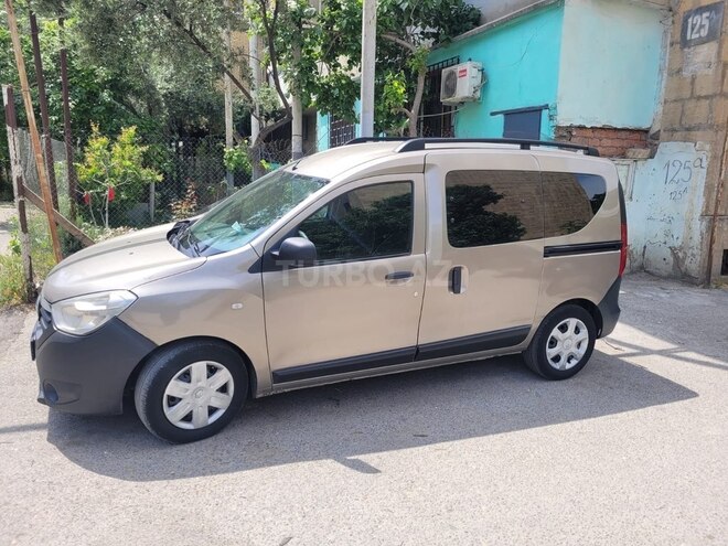 Renault Dokker 2014, 241,000 km - 1.6 l - Bakı