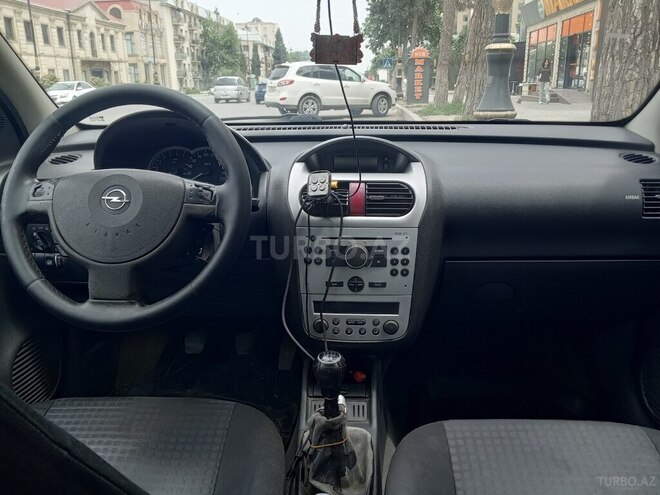 Opel Corsa 2005, 370,000 km - 1.2 l - Gəncə
