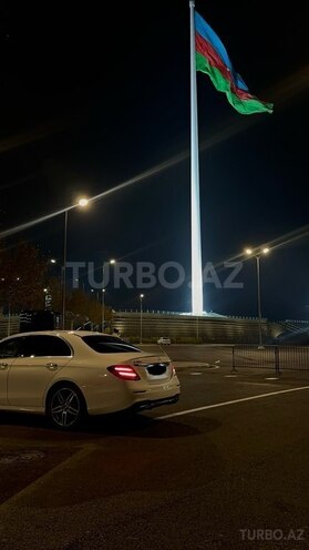 Mercedes E 300 2019, 90,000 km - 2.0 л - Bakı