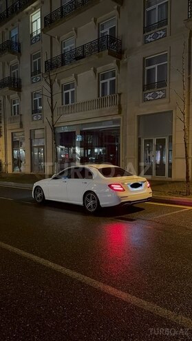 Mercedes E 300 2019, 90,000 km - 2.0 л - Bakı