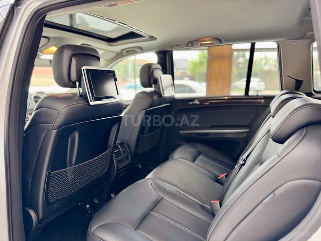 Mercedes GL 350 4MATIC 2010, 122,000 km - 3.0 l - Bakı