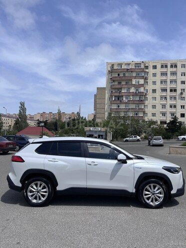 Toyota Corolla Cross 2024, 9,500 km - 2.0 л - Bakı