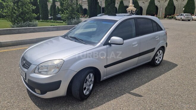 Kia Rio 2006, 285,000 km - 1.5 l - Gəncə