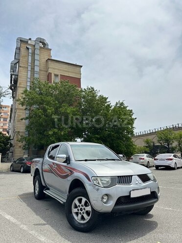 Mitsubishi L200 2008, 471,000 km - 2.5 l - Bakı