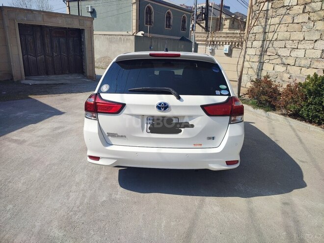 Toyota Corolla Fielder 2019, 100,000 km - 1.5 л - Bakı