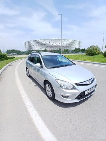 Hyundai i30 2011, 275,000 km - 1.6 l - Bakı