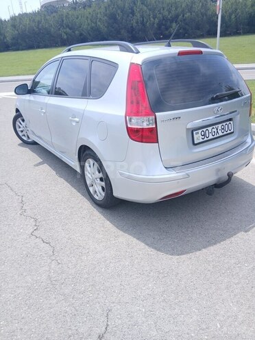 Hyundai i30 2011, 275,000 km - 1.6 l - Bakı