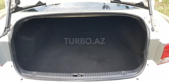 Hyundai Sonata 2008, 196,000 km - 2.0 l - Ucar