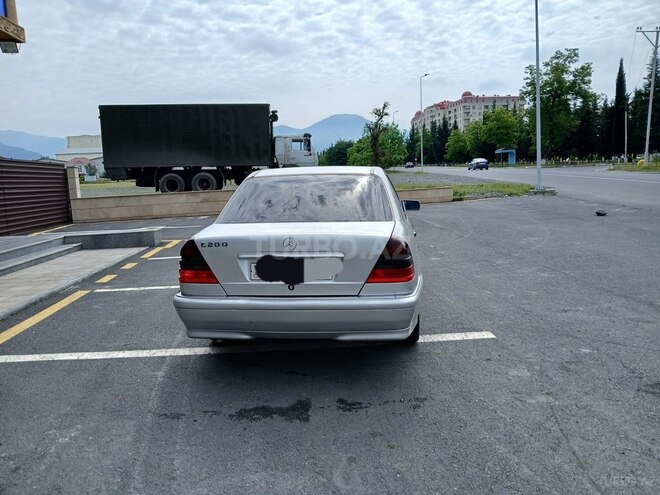 Mercedes C 200 1995, 200,000 km - 2.0 л - Zaqatala