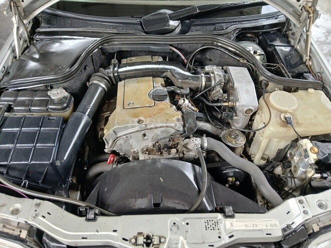 Mercedes C 200 1995, 200,000 km - 2.0 л - Zaqatala