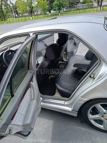 Mercedes C 200 1995, 200,000 km - 2.0 л - Zaqatala