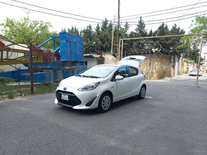 Toyota Aqua 2019, 80,745 km - 1.5 l - Bakı