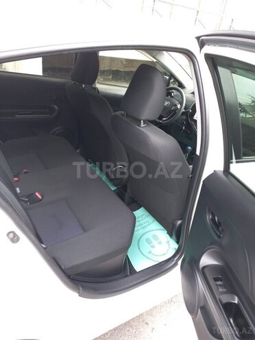 Toyota Aqua 2019, 80,745 km - 1.5 l - Bakı