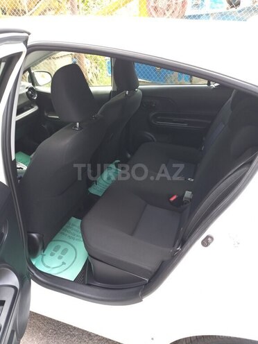 Toyota Aqua 2019, 80,745 km - 1.5 l - Bakı