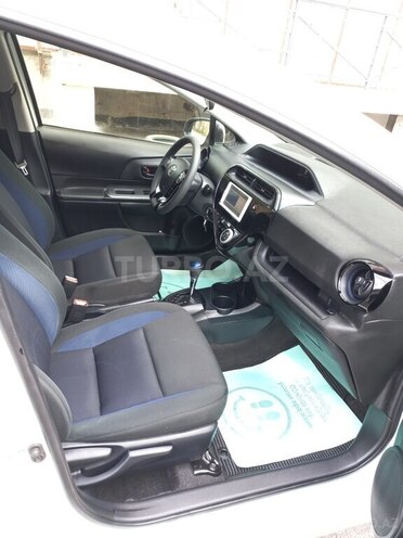 Toyota Aqua 2019, 80,745 km - 1.5 l - Bakı